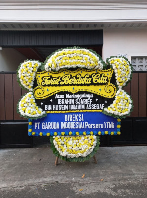 Papan Bunga Duka di Numfor Barat